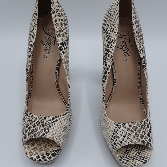 Fergie MAGNIFICENT Platform Snakeskin ChunkyHeels - Picture 2 of 6